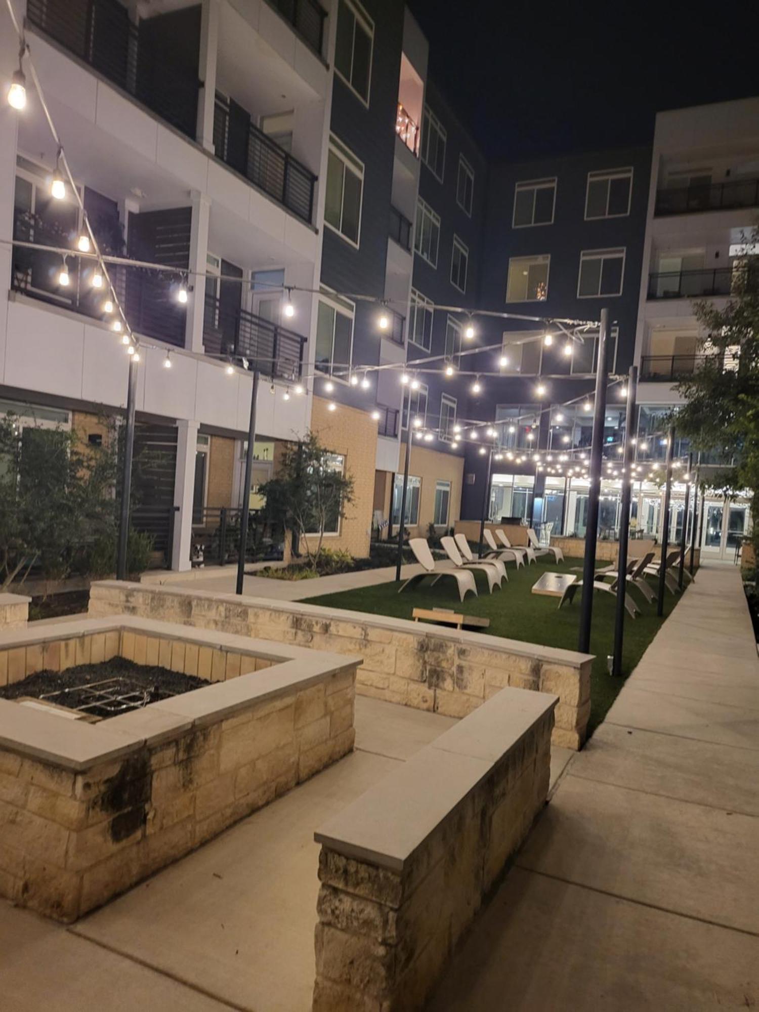 Beautiful Condo On Riverwalk W King Ste Free Parking Pet Friendly Centrally Located On The Riverwalk San Antonio Eksteriør bilde